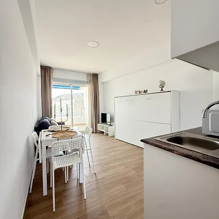 Prado Mar 1st Line Pool Access Apartmán *